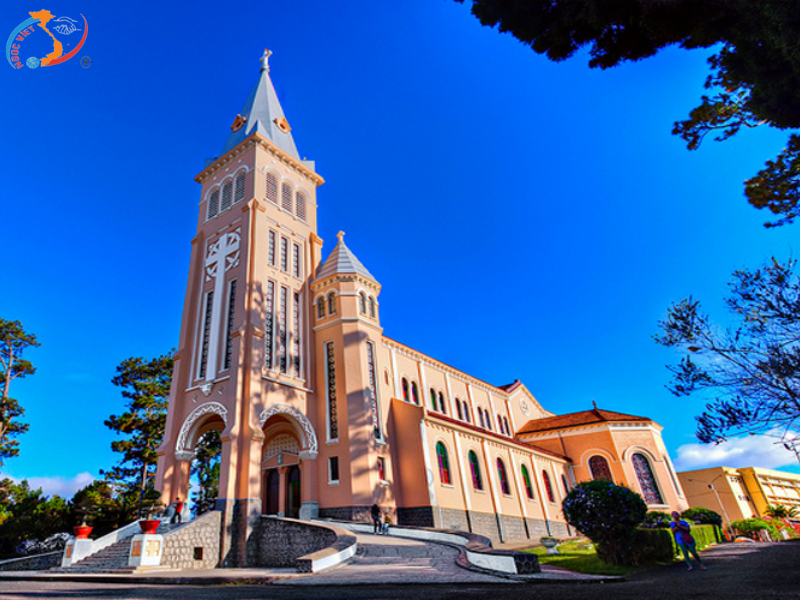 ĐÀ LẠT – TEA RESORT THÁC PRENN - NÔNG TRẠI CÚN – GOD VALLEY